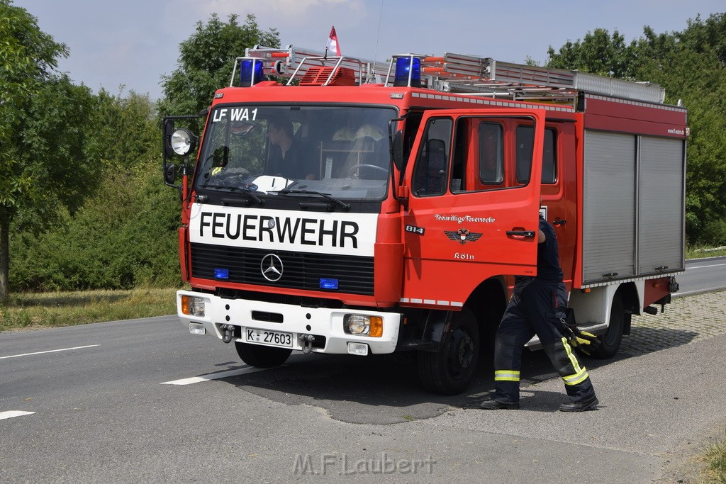 Schwerer Krad Pkw Unfall Koeln Porz Libur Liburer Landstr (Krad Fahrer nach Tagen verstorben) P014.JPG - Miklos Laubert